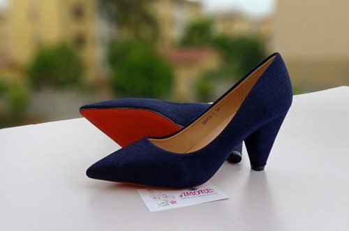 Navy blue chunky heel