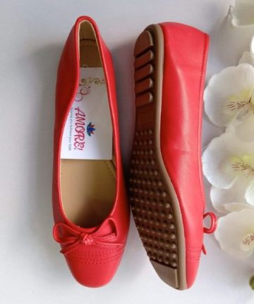 Red doll shoe wqith front stripes