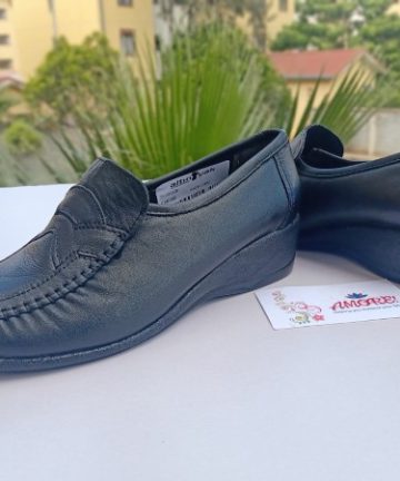 Black wedge mocassin