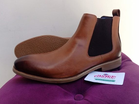Cognac brown chelsea boot