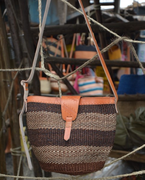 Yellow Beach Bag/ Summer Bag/ Handwoven Sisal Bag/ Kiondo Bag/ - Etsy |  Summer bags, Bags, Beach bag