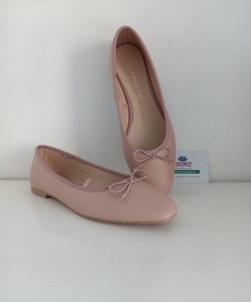 Peach doll shoe with ribbon