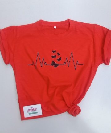 Red ladies tee with pattern