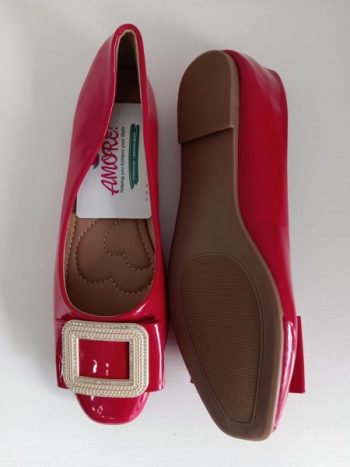 Red wetlook doll shoe with buckle