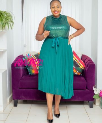 Emerald green pleats dress